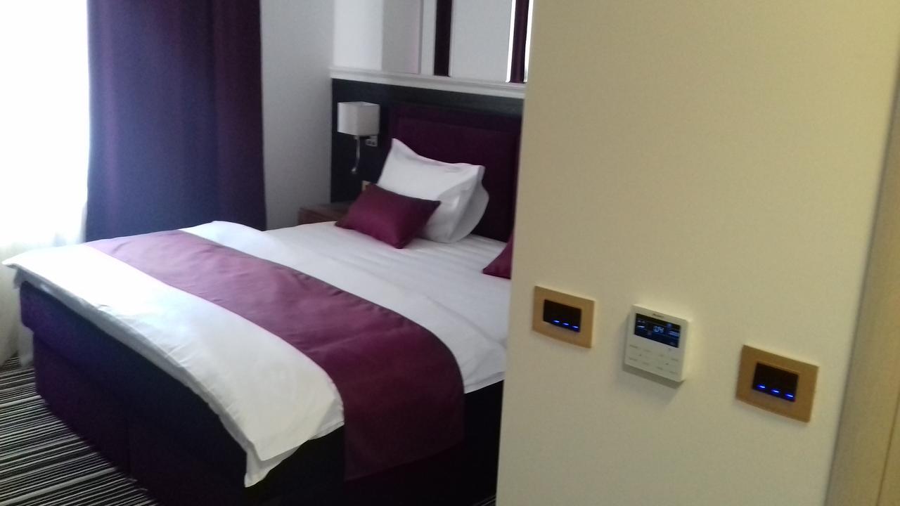 Hotel Prezident Ivanjica Zewnętrze zdjęcie